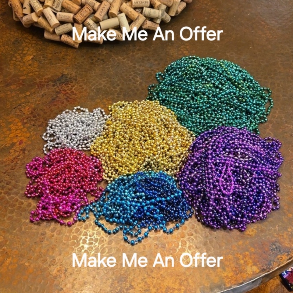 116 Mardi Gras Strands of beads